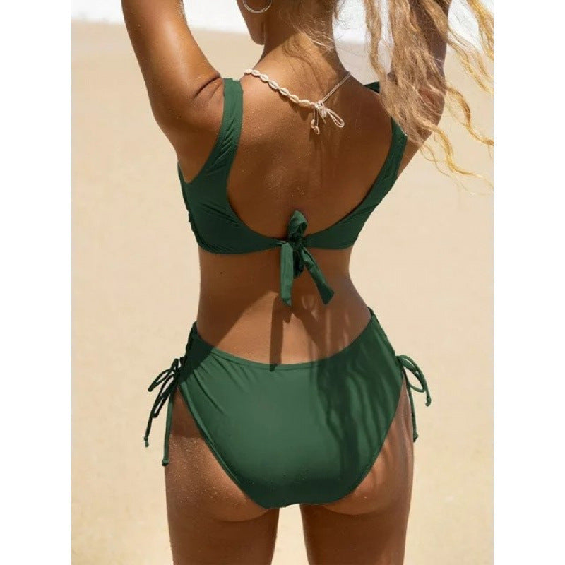 Damen Hochgeschnittener Bikini mit raffiniertem Wickeldetail R&B