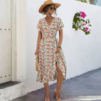 Damen Wickelkleid mit floralen Akzenten und seitlichem Schlitz R&B