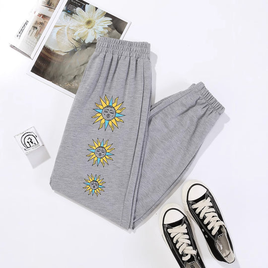 Damen Freizeithose mit buntem Grafikdesign R&B