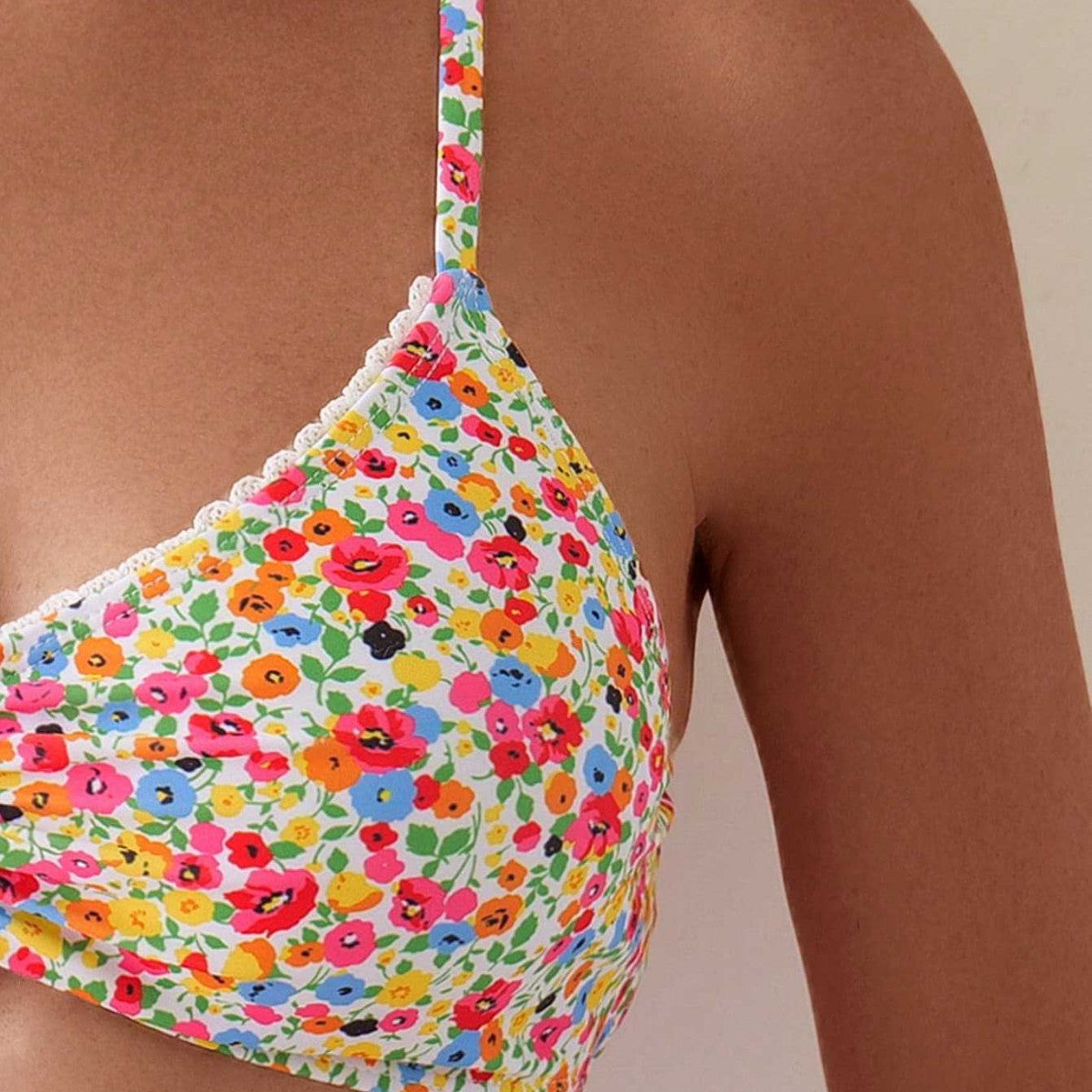 Damen Triangel-Bikini mit floralem Muster und feinen Details R&B
