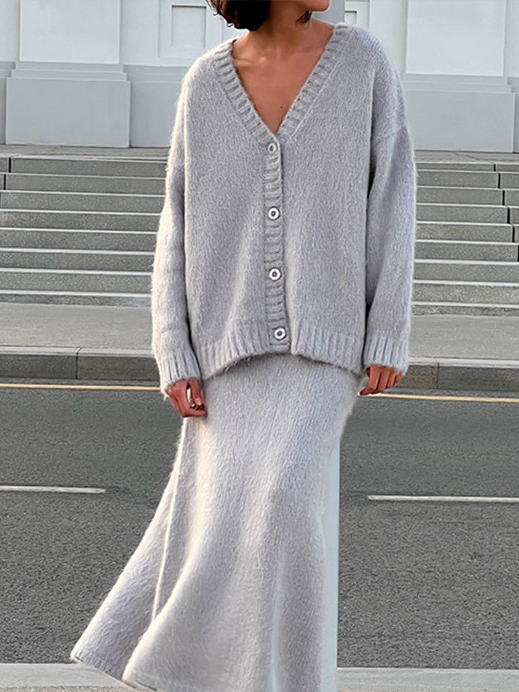 Damen Weicher Strickcardigan mit V-Ausschnitt und Knopfdetails R&B