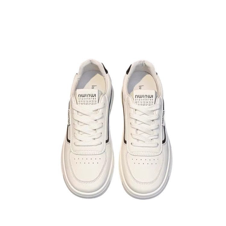 Damen Sneaker mit flauschigem Innenfutter und sportlicher Silhouette