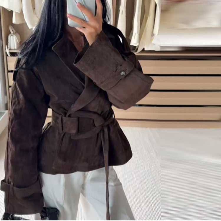 Damen Kunstlederjacke mit modischem Wickeldesign und breiten Ärmeln R&B