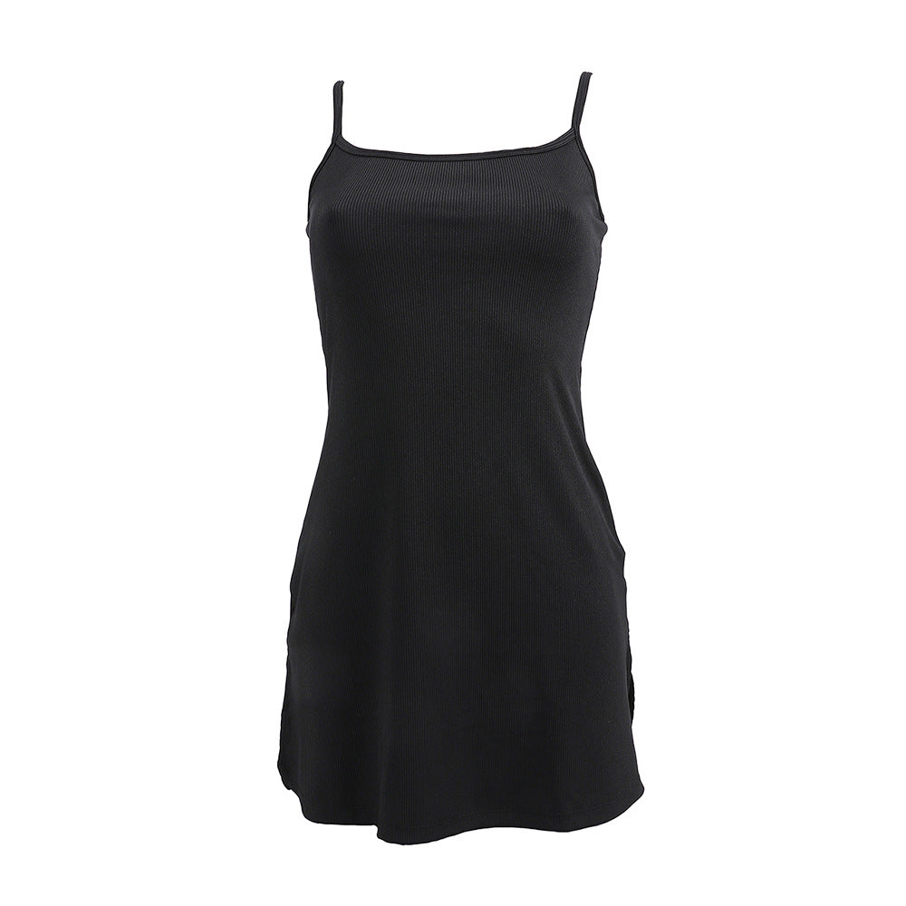 R&B | Schmal geschnittenes Kleid mit hüftumwickelten Hosenträgern