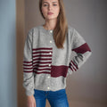 Damen Strickjacke mit modernen Streifenmustern und Knopfverschluss R&B