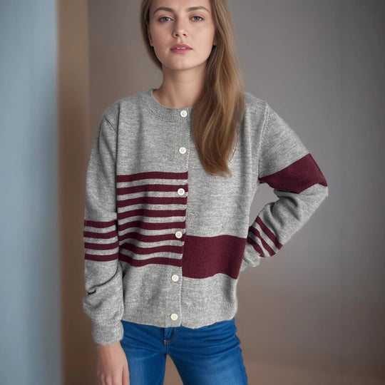 Damen Strickjacke mit modernen Streifenmustern und Knopfverschluss R&B