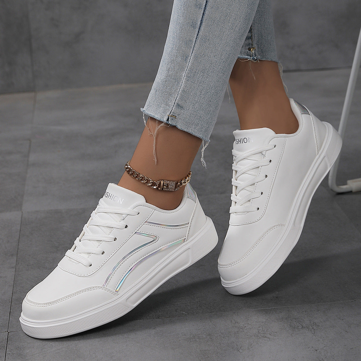 Herren nan niedrig geschnittener Kunstleder-Sneaker mit stoßdämpfender Leichtschaumsohle und gepolstertem Fersenpolster R&B