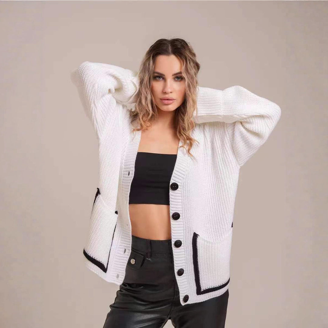 Damen lässiger Strickcardigan mit kontrastierenden Taschen und klassischen Knopfdetail R&B