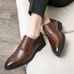 Herren Elegante Schnürschuhe aus hochwertigem Leder mit stilvoller Perforation