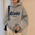 Damen Kapuzenpullover mit lässigem Schnitt und modernem Schriftzug