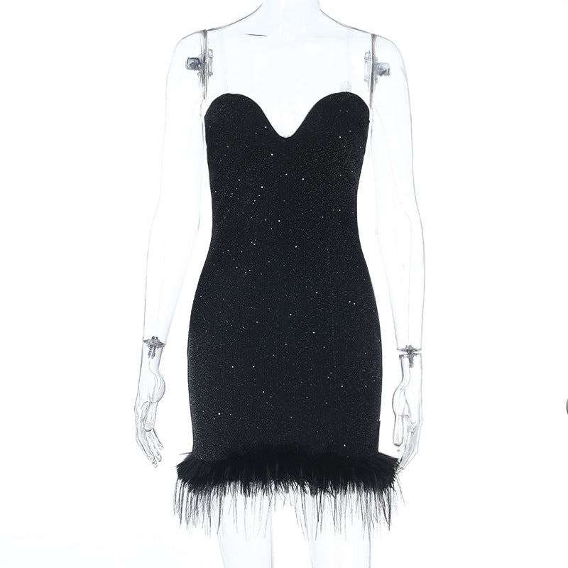 Damen Mini-Kleid mit herzförmigem Ausschnitt und Federn R&B