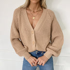 Damen Strickjacke mit tiefem V-Ausschnitt und elegante Knopfdetails R&B