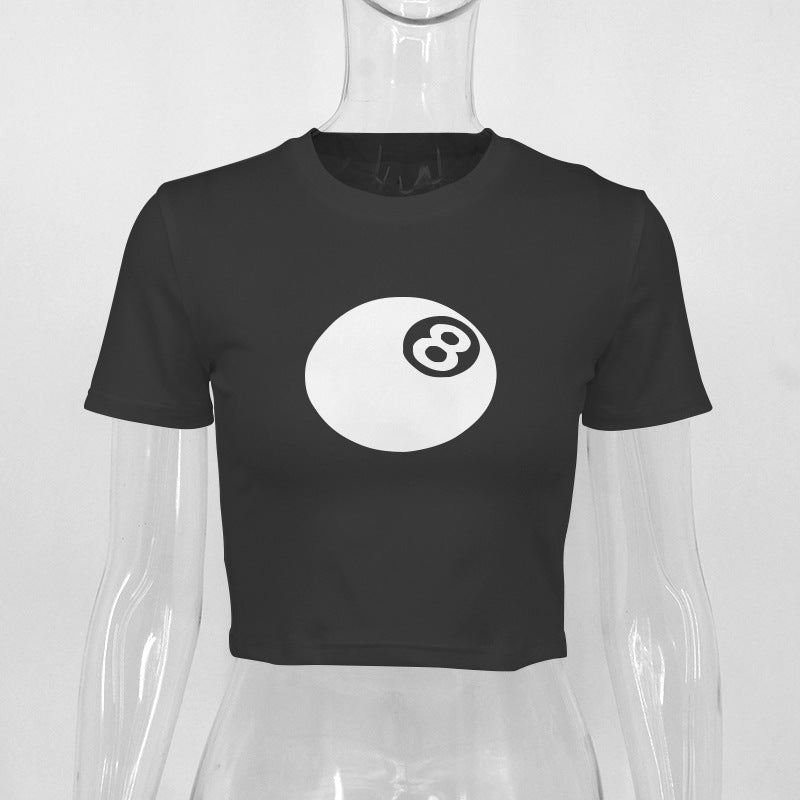 Damen cropped T-Shirt mit einzigartigem 8-Ball-Motiv und lässigem Schnitt R&B