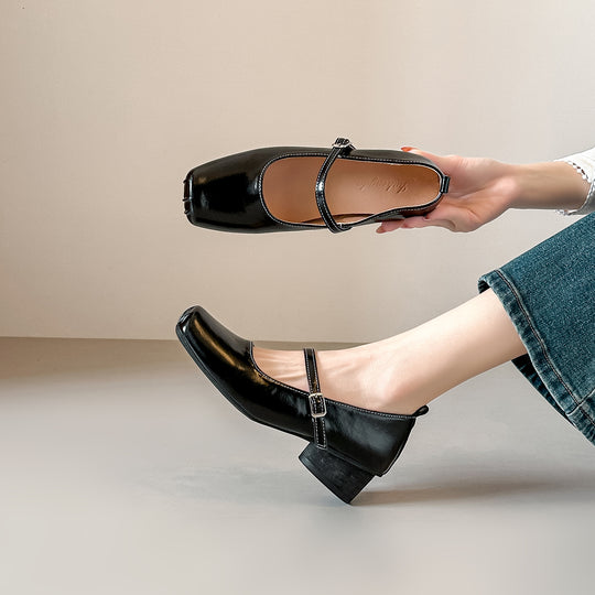 Damen Ballerina Schuhe mit elegantem Riemen und spitz zulaufendem Design R&B