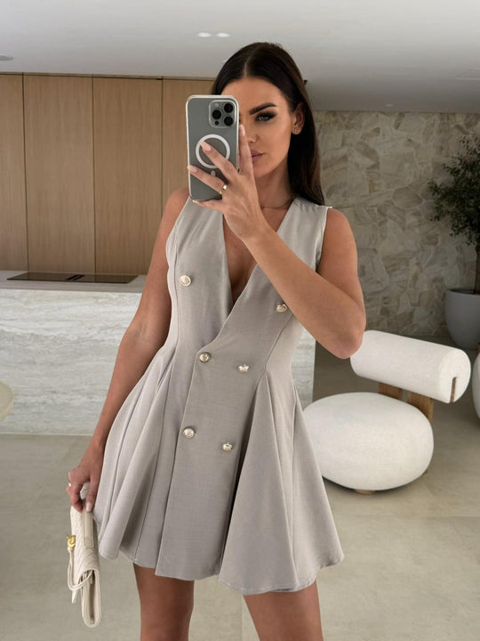 Damen elegantes Minikleid mit dekorativen Knopfdetails und schwingendem Rock R&B