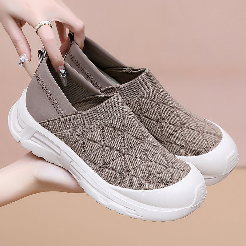 Damen Bequeme Slip-On Sneakers mit elastischem Strickdesign R&B