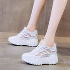 Damen Sportliche Sneakers mit atmungsaktiven Mesh-Einsätzen und ergonomischer Dämpfung R&B