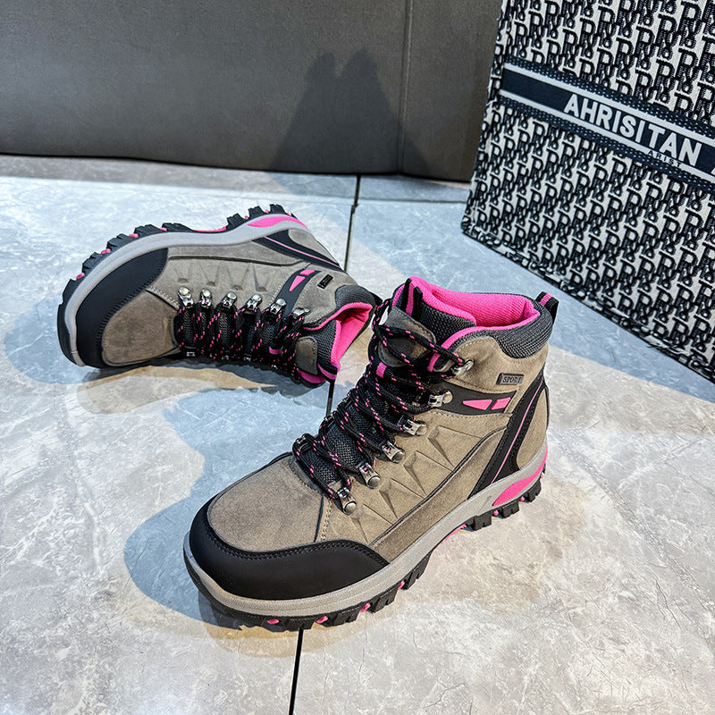 Damen nan robuste Trekkingboots mit wasserabweisender Wildlederoptik, gepolstertem Knöchelkragen und profilierter Outdoor-Laufsohle R&B