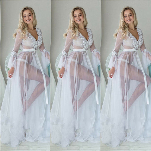 Damen Transparentes Abendkleid mit zierlichen Spitzenapplikationen und schwingendem Tüllsaum R&B