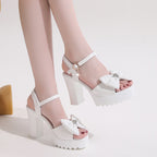 Damen elegante Plateau-Sandalen mit Schleifen-Detail und modischem Riemendesign R&B