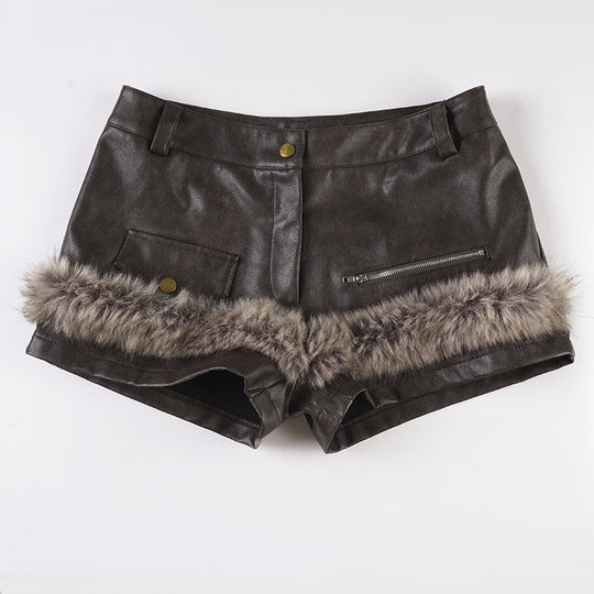Damen Kunstleder-Shorts mit dekorativen Knopfdetails R&B