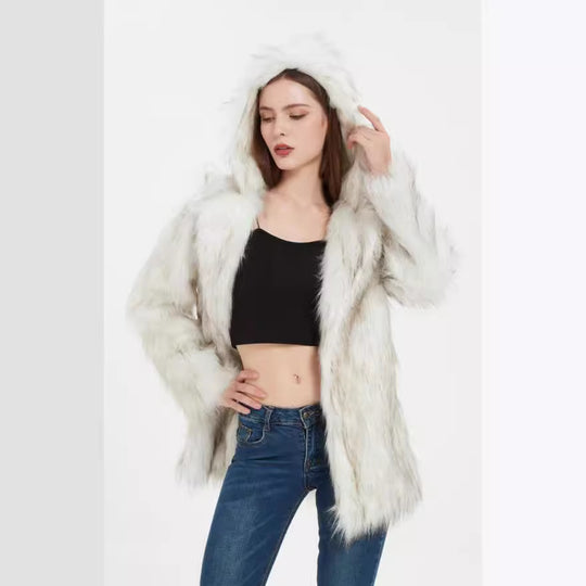 Damen Hoodiejacke aus kuscheligem Kunstfell mit seitlichen Taschen R&B