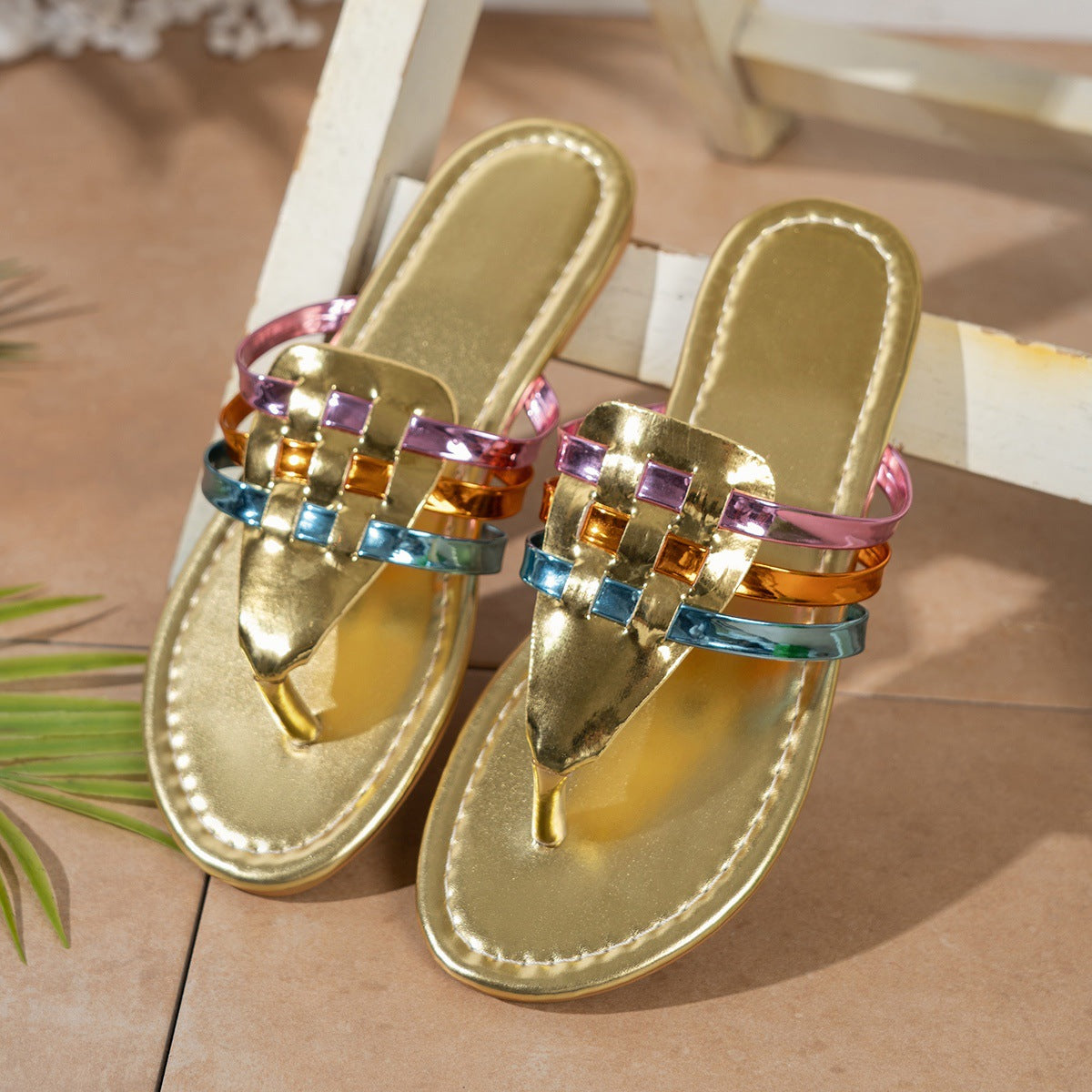 Damen modische Zehentrenner-Sandalen mit farbenfrohen, geflochtenen Riemen R&B