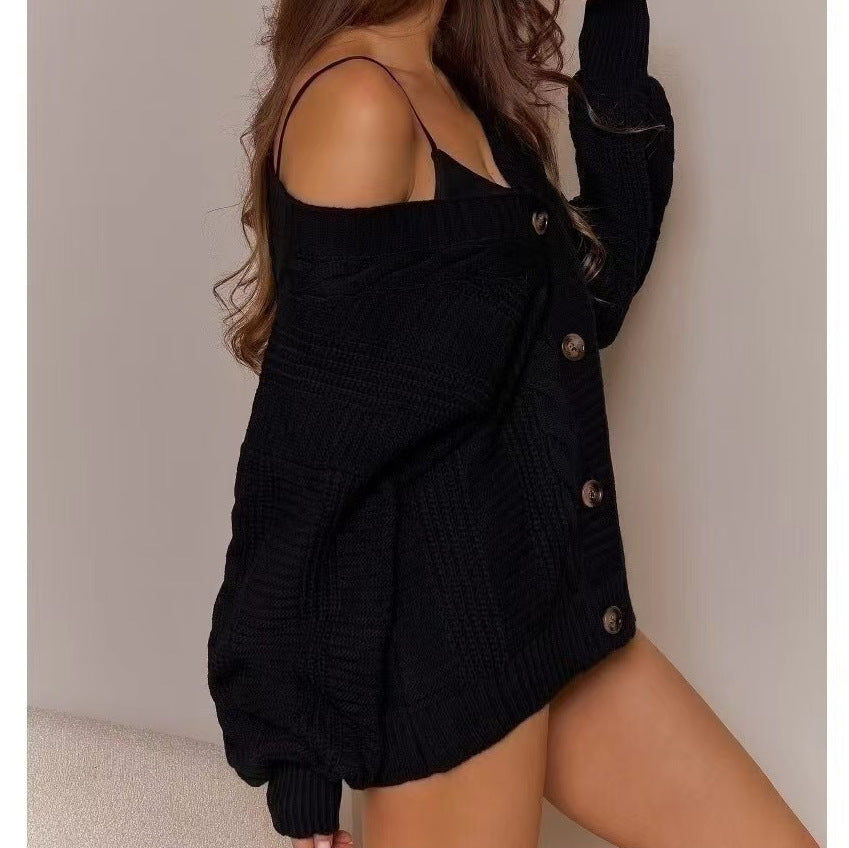 Damen Grobstrickjacke mit voluminösen Ärmeln und dekorativer Knopfleiste R&B