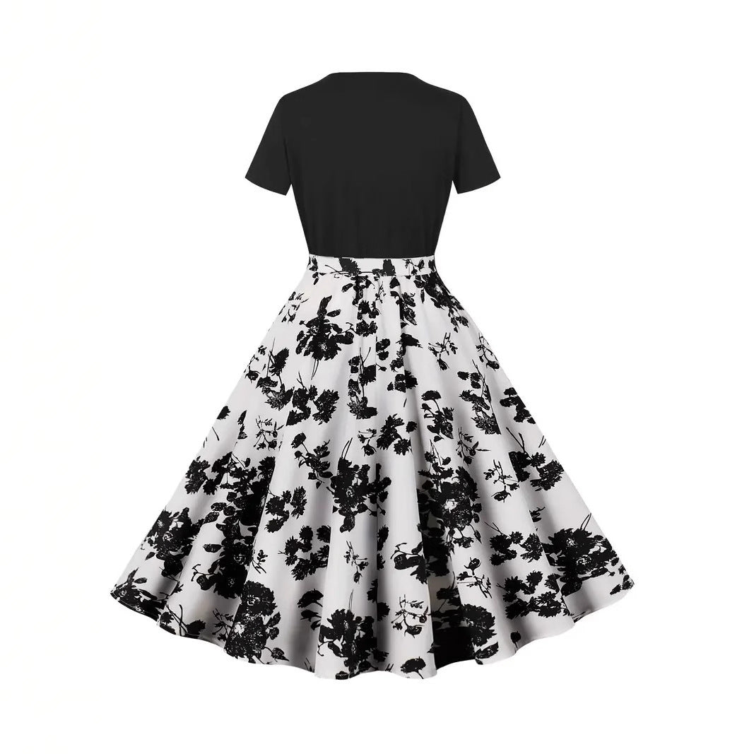 Damen Elegantes Spitzen-Kleid mit kontrastierendem Oberteil und fließendem Rock R&B
