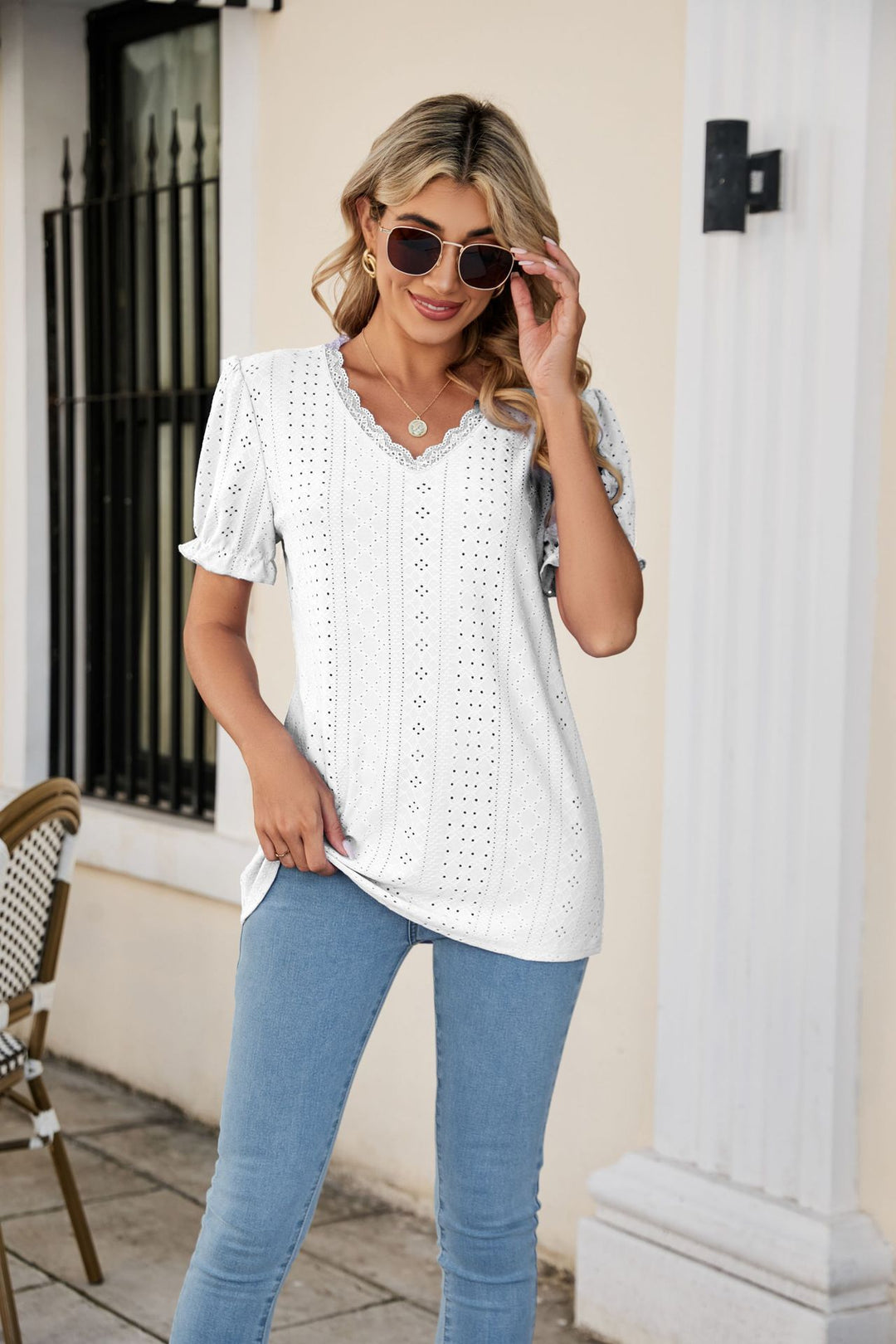 Damen Bluse mit luftigen Rüschen und durchbrochenem Design R&B