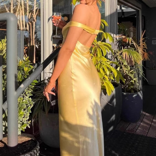 Damen Elegantes schulterfreies Maxikleid mit figurschmeichelndem Schnitt R&B