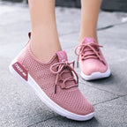 Damen Leichte und atmungsaktive Sneaker mit flexiblem Mesh-Obermaterial R&B