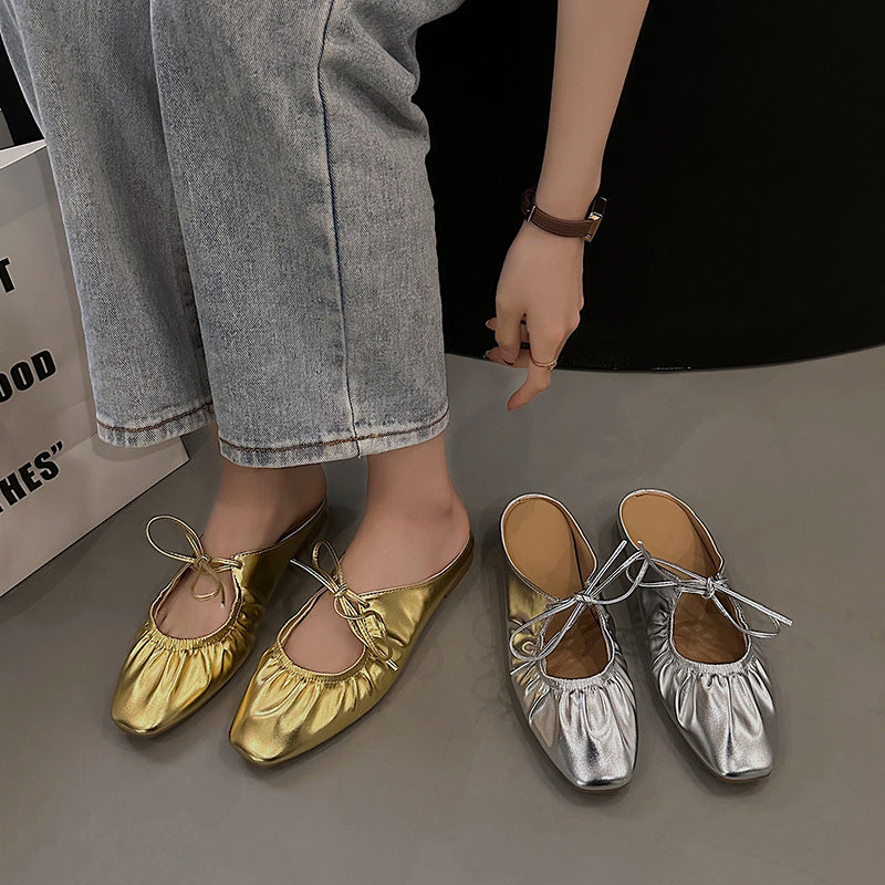 Damen modische Flats mit gerafftem Design und dekorativem Riemchen R&B