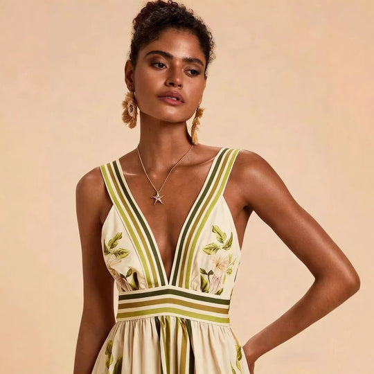 Damen Maxikleid mit tiefem V-Ausschnitt und floralem Design R&B