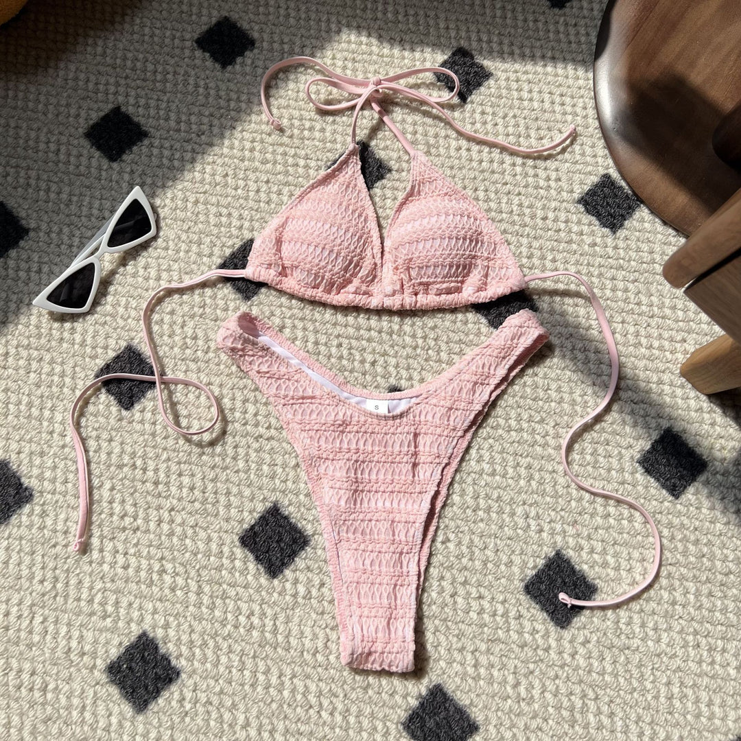 Damen Triangel-Bikini mit strukturierter Oberfläche und verspielten Trägern R&B