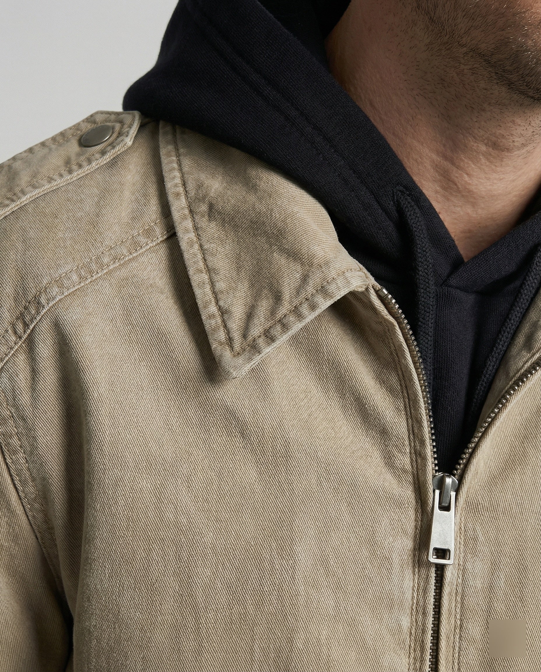 Warme Herren Daunenjacke mit Stehkragen aus gewaschener Baumwolle
