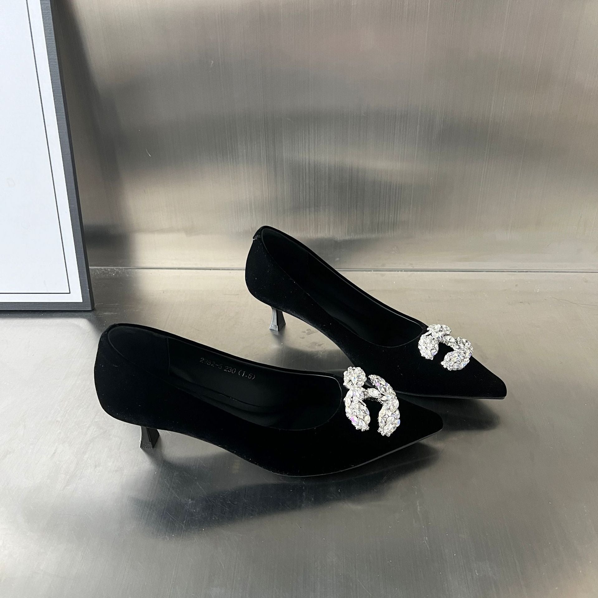 Damen Elegante Pumps mit glamourösem Strassbesatz R&B