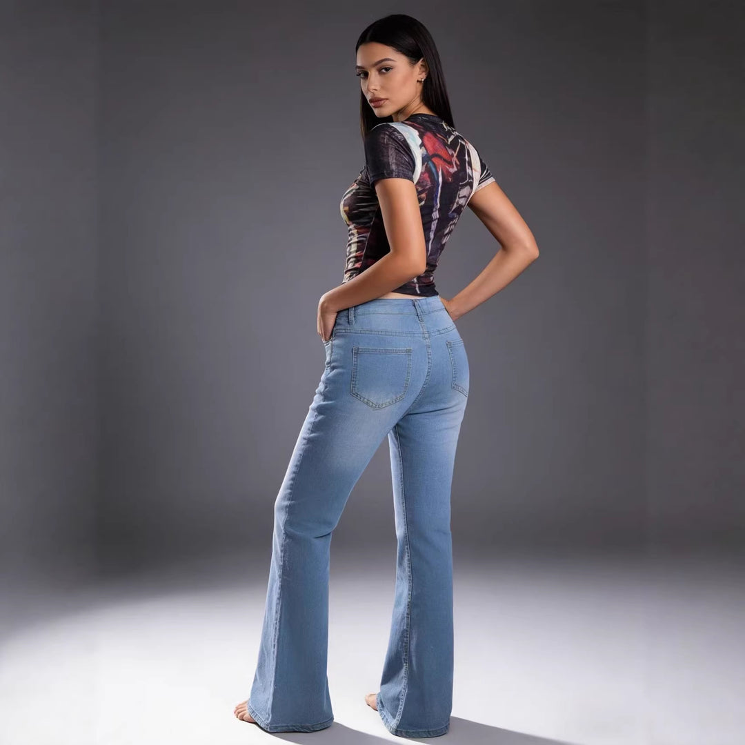 Damen Schlagjeans mit bunten Knopfdetails und hohem Bund R&B