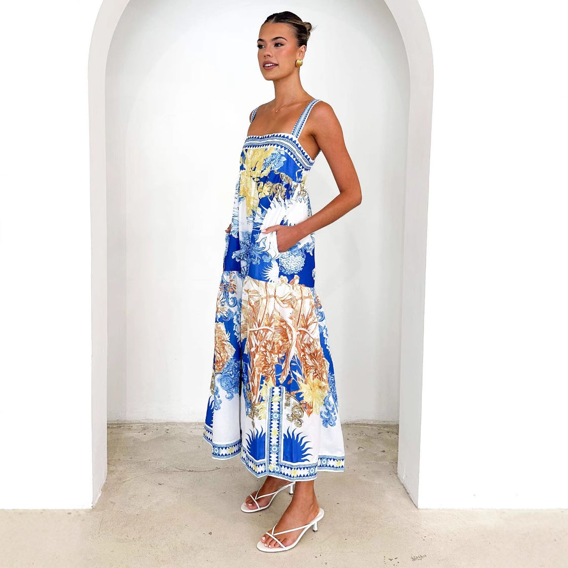 Damen Maxikleid mit floralem Muster und schmalen Spaghettiträgern R&B