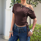 Damen Off-Shoulder Oberteil mit Rüschen und dekorativen Knöpfen R&B