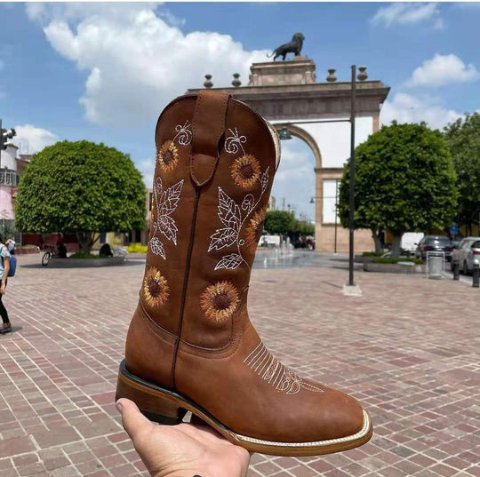 Damen Cowboy-Stiefel mit floralem Stickdesign und robustem Blockabsatz R&B