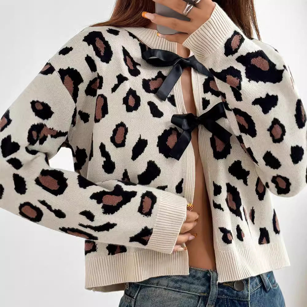Damen Stilvolle Leopardenstrickjacke mit BindR&Bändern R&B