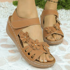 Damen Komfortable Sandalen mit floralem Dekor und verstellbarem Riemendesign