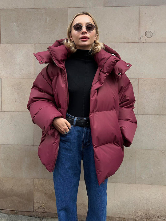 Damen sportliche Daunenjacke mit hohem Kragen und voluminösem Schnitt R&B