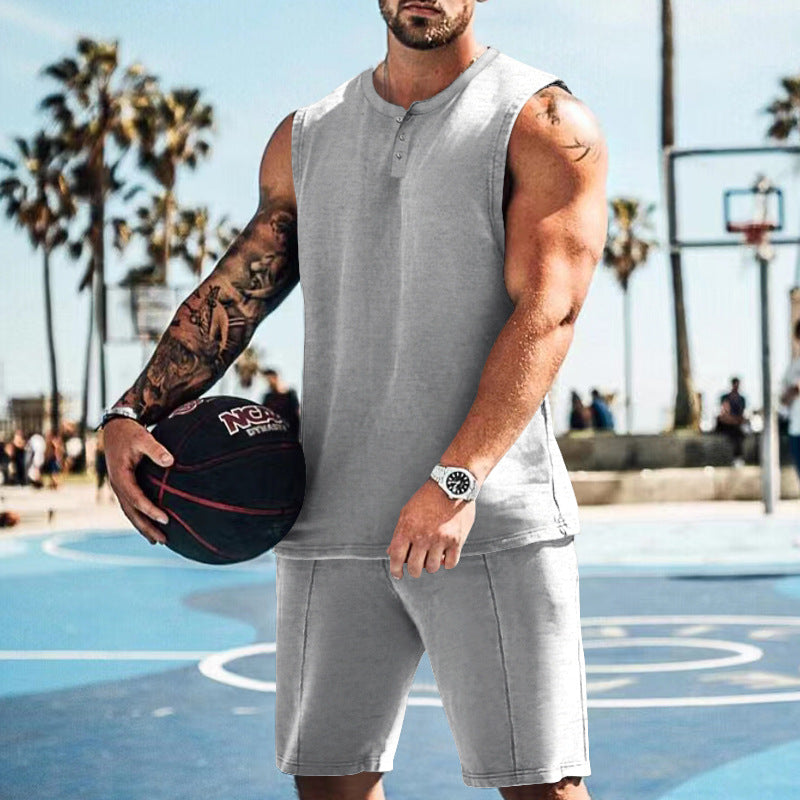 Herren sportliches Trainingsoutfit mit ärmellosem Oberteil und Shorts R&B