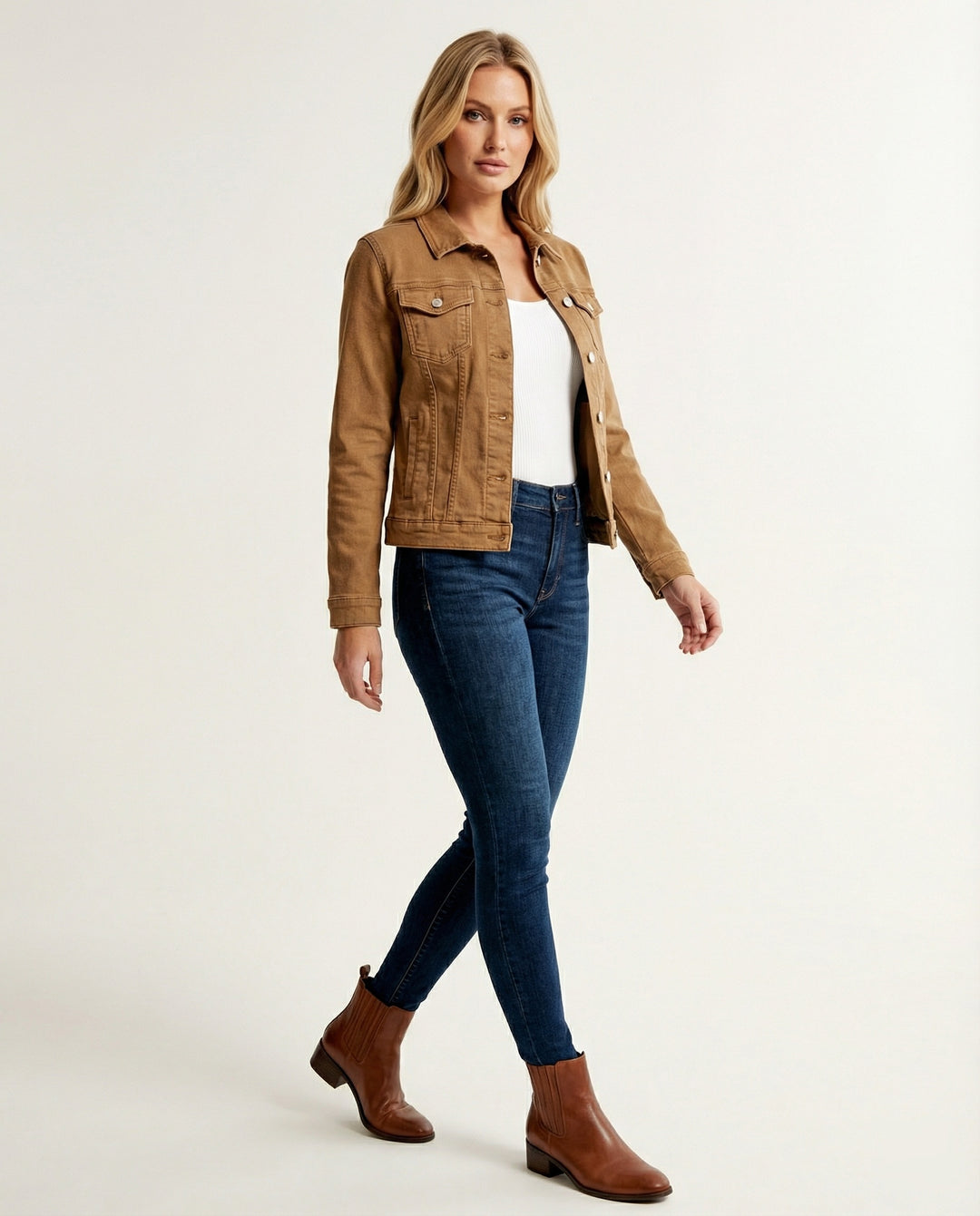 Damen Mode kurze klassische Jeansjacke mit aufgesetzten Brusttaschen und verkürztem Saum R&B