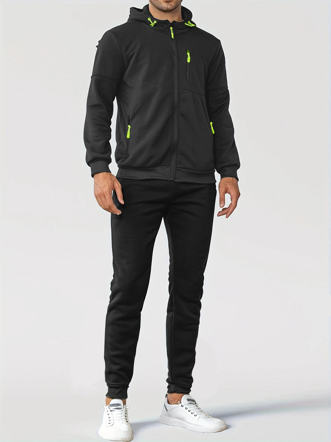 Herren Trainingsjacke mit praktischen Taschen und atmungsaktiver Funktion R&B