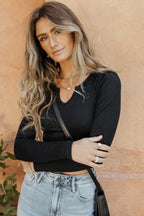 Damen lässiges Crop-Top mit tiefem V-Ausschnitt und feiner Rippstruktur R&B