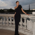 Elegantes Fellkleid mit Bardot-Ausschnitt