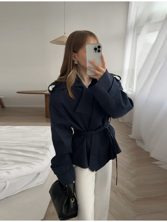Damen Modische Trenchjacke mit tailliertem Schnitt und Gürtel R&B